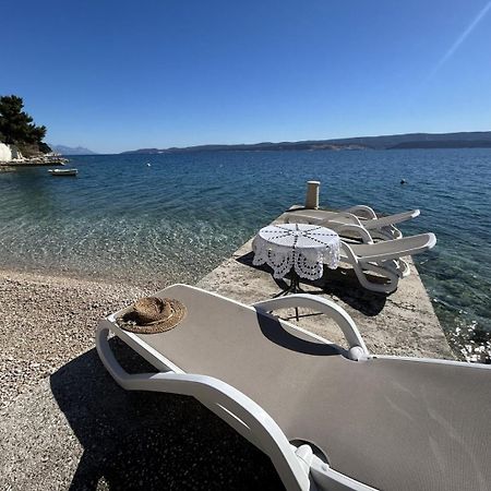 Azure Apartments By The Sea Near City Omiš Exterior foto