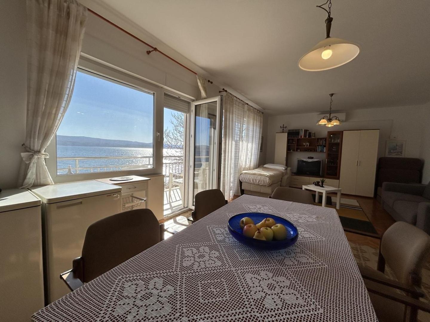 Azure Apartments By The Sea Near City Omiš Exterior foto